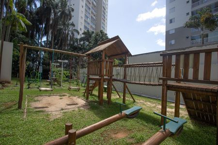 Apartamento à venda com 112m², 3 quartos e 2 vagas Apartamento à venda com 112m², 3 quartos e 2 vagasÁrea comum - Playground
