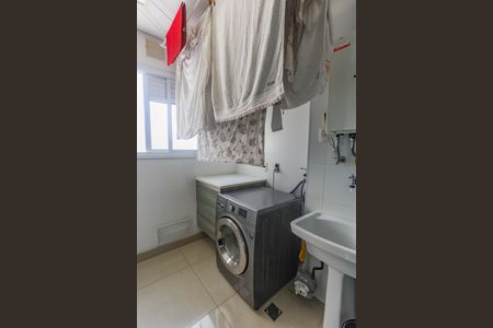 Apartamento à venda com 112m², 3 quartos e 2 vagas Apartamento à venda com 112m², 3 quartos e 2 vagasÁrea de serviço