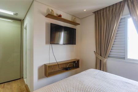 Apartamento à venda com 112m², 3 quartos e 2 vagas Apartamento à venda com 112m², 3 quartos e 2 vagasQuarto 1 - suíte