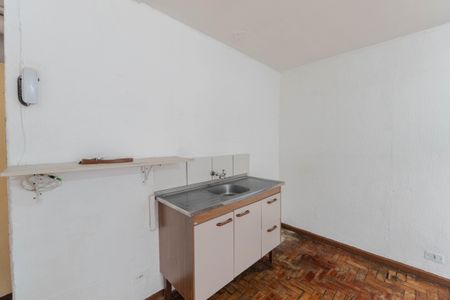 Cozinha de apartamento para alugar com 1 quarto, 25m² em Bela Vista, São Paulo
