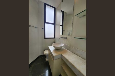 Apartamento para alugar com 120m², 3 quartos e 4 vagasBanheiro 1