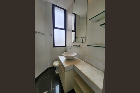 Apartamento para alugar com 120m², 3 quartos e 4 vagasBanheiro 1