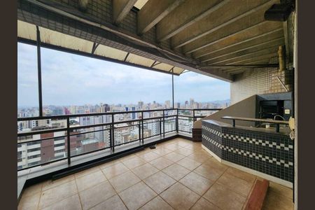 Apartamento para alugar com 120m², 3 quartos e 4 vagasVaranda