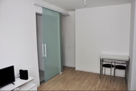 Detalhe - Sala e Sala de Jantar de apartamento à venda com 2 quartos, 44m² em Jardim Iris, São Paulo