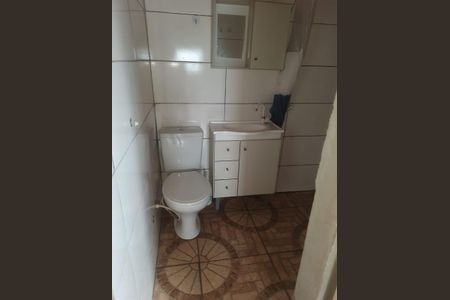 Banheiro de casa para alugar com 1 quarto, 40m² em Sarandi, Porto Alegre
