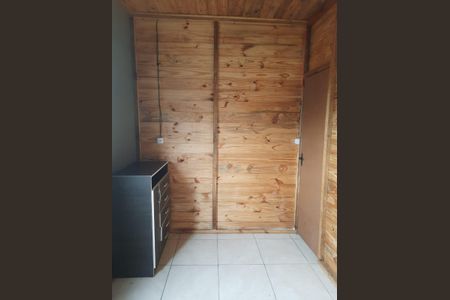 Quarto de casa para alugar com 1 quarto, 40m² em Sarandi, Porto Alegre