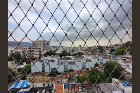 Apartamento à venda com 58m², 2 quartos e 1 vagaCozinha e Área de Serviço