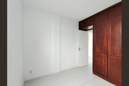 Apartamento à venda com 58m², 2 quartos e 1 vagaQuarto 2
