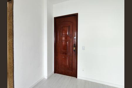 Apartamento à venda com 58m², 2 quartos e 1 vagaEntrada