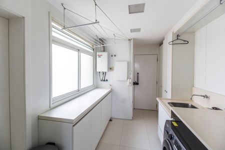 Apartamento para alugar com 201m², 2 quartos e 4 vagasÁrea de Serviço