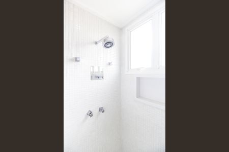 Apartamento para alugar com 201m², 2 quartos e 4 vagasBanheiro da Suíte 1