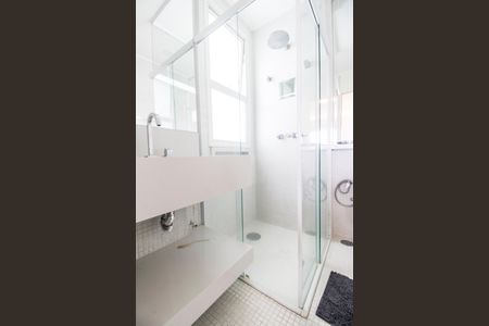 Apartamento para alugar com 201m², 2 quartos e 4 vagasBanheiro da Suíte 2