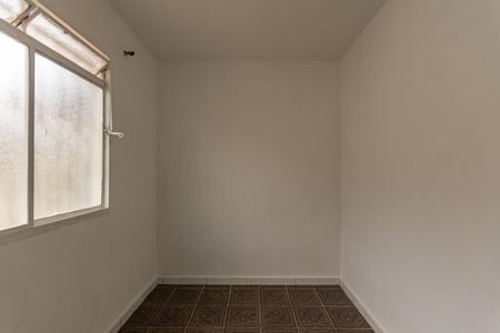 Quarto 2 de apartamento para alugar com 2 quartos, 40m² em Planalto, Belo Horizonte