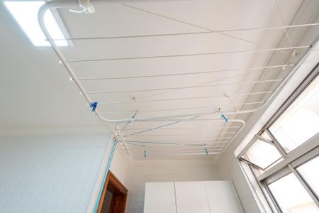 Apartamento para alugar com 105m², 4 quartos e 2 vagas Apartamento para alugar com 105m², 4 quartos e 2 vagasLavanderia