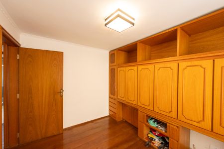Apartamento para alugar com 105m², 4 quartos e 2 vagas Apartamento para alugar com 105m², 4 quartos e 2 vagasQuarto 3
