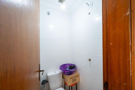 Apartamento para alugar com 105m², 4 quartos e 2 vagas Apartamento para alugar com 105m², 4 quartos e 2 vagasBanheiro de Serviço