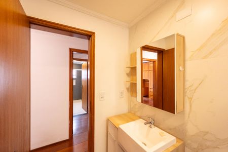 Apartamento para alugar com 105m², 4 quartos e 2 vagas Apartamento para alugar com 105m², 4 quartos e 2 vagasBanheiro Social