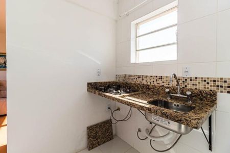 Cozinha de apartamento para alugar com 1 quarto, 47m² em Petrópolis, Porto Alegre