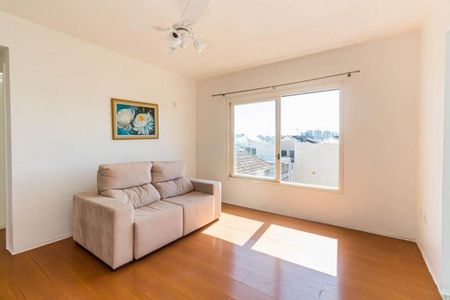Sala de apartamento para alugar com 1 quarto, 47m² em Petrópolis, Porto Alegre