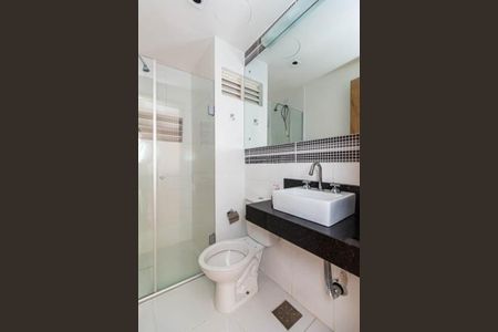 Banheiro  de apartamento para alugar com 1 quarto, 47m² em Petrópolis, Porto Alegre