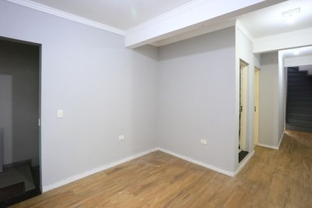 Sala  de casa para alugar com 3 quartos, 80m² em Vila Morse, São Paulo