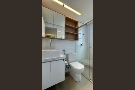 Apartamento à venda com 65m², 2 quartos e 2 vagasBanheiro da Suíte 2