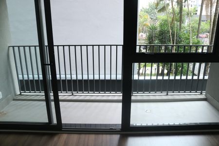 Varanda de kitnet/studio para alugar com 1 quarto, 29m² em Perdizes, São Paulo