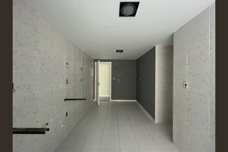 Apartamento à venda com 96m², 3 quartos e 2 vagasCozinha