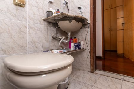 Apartamento à venda com 64m², 3 quartos e 1 vagaBanheiro