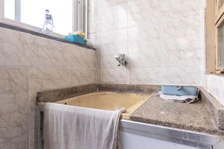 Apartamento à venda com 64m², 3 quartos e 1 vagaÁrea de Serviço