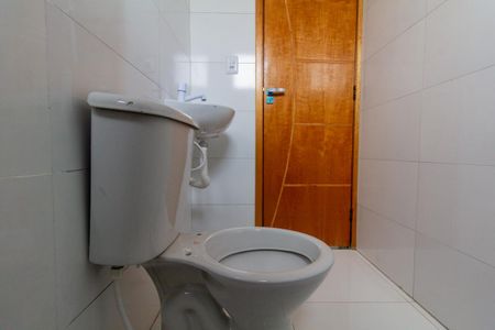 Apartamento para alugar com 44m², 2 quartos e 1 vaga Apartamento para alugar com 44m², 2 quartos e 1 vagaBanheiro