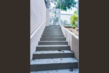 Casa à venda com 314m², 4 quartos e 2 vagasEscada