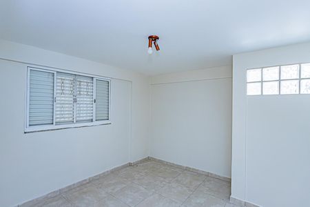 Casa à venda com 314m², 4 quartos e 2 vagasSuite - edícula 1