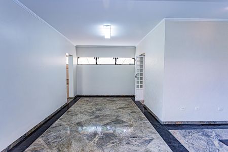 Casa à venda com 314m², 4 quartos e 2 vagasSala 2