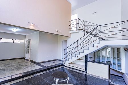 Casa à venda com 314m², 4 quartos e 2 vagasSala 1