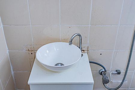 Casa à venda com 314m², 4 quartos e 2 vagasBanheiro suite - edícula 1