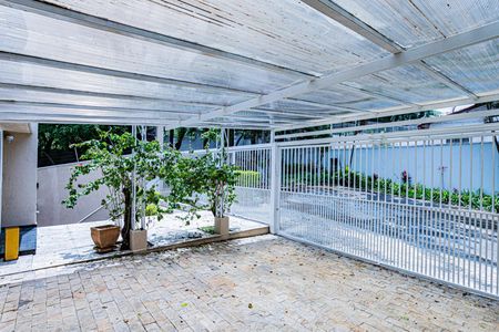 Casa à venda com 314m², 4 quartos e 2 vagasGaragem