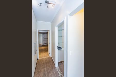 Casa à venda com 314m², 4 quartos e 2 vagasRoupeiro