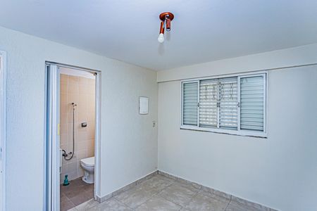 Casa à venda com 314m², 4 quartos e 2 vagasSuite - edícula 1