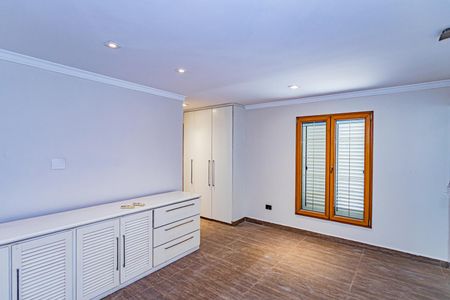 Casa à venda com 314m², 4 quartos e 2 vagasSuite 2