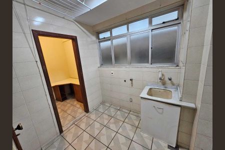 Apartamento para alugar com 167m², 3 quartos e 2 vagasÁrea de Serviço