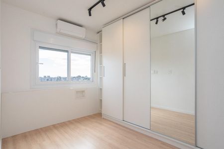 Quarto 2 de apartamento para alugar com 2 quartos, 54m² em São Sebastião, Porto Alegre