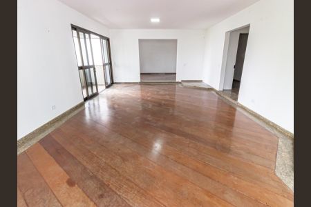 Apartamento para alugar com 260m², 4 quartos e 4 vagas Apartamento para alugar com 260m², 4 quartos e 4 vagasSala