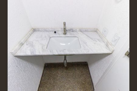 Apartamento para alugar com 260m², 4 quartos e 4 vagas Apartamento para alugar com 260m², 4 quartos e 4 vagasLavabo