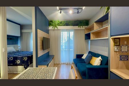 Sala de kitnet/studio para alugar com 1 quarto, 40m² em Cerqueira César, São Paulo