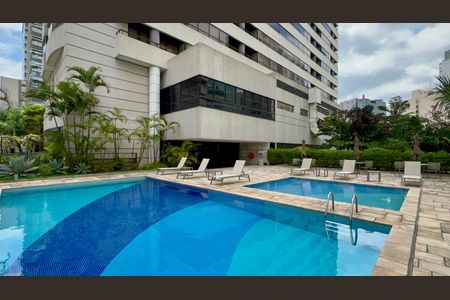 Studio à venda com 40m², 1 quarto e 1 vagaPiscina