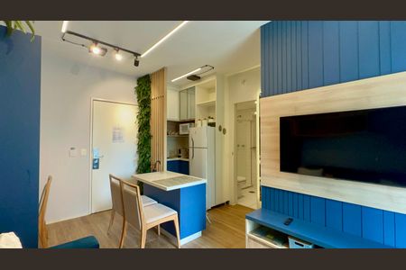 Sala de kitnet/studio para alugar com 1 quarto, 40m² em Cerqueira César, São Paulo