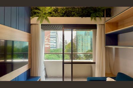 Varanda de kitnet/studio para alugar com 1 quarto, 40m² em Cerqueira César, São Paulo
