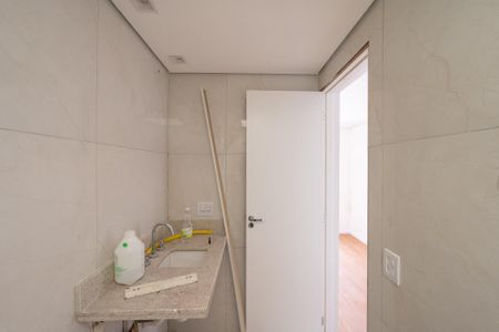 Apartamento para alugar com 105m², 2 quartos e 3 vagasBanheiro da Suíte 1