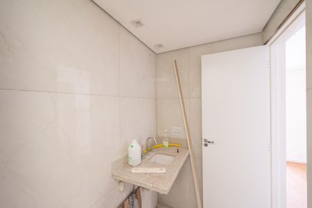 Apartamento para alugar com 105m², 2 quartos e 3 vagasBanheiro da Suíte 1